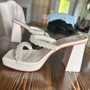 Dolce Vita Ariele Heels in Vanilla Pearl 6.5